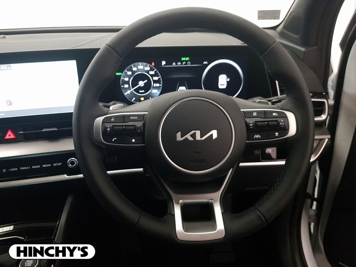 Kia Kia Sportage251 HYBRID Anniversary 1.6T 230hp Deluxe White *251 OFFER 3.9% FINANCE AVAILABLE *