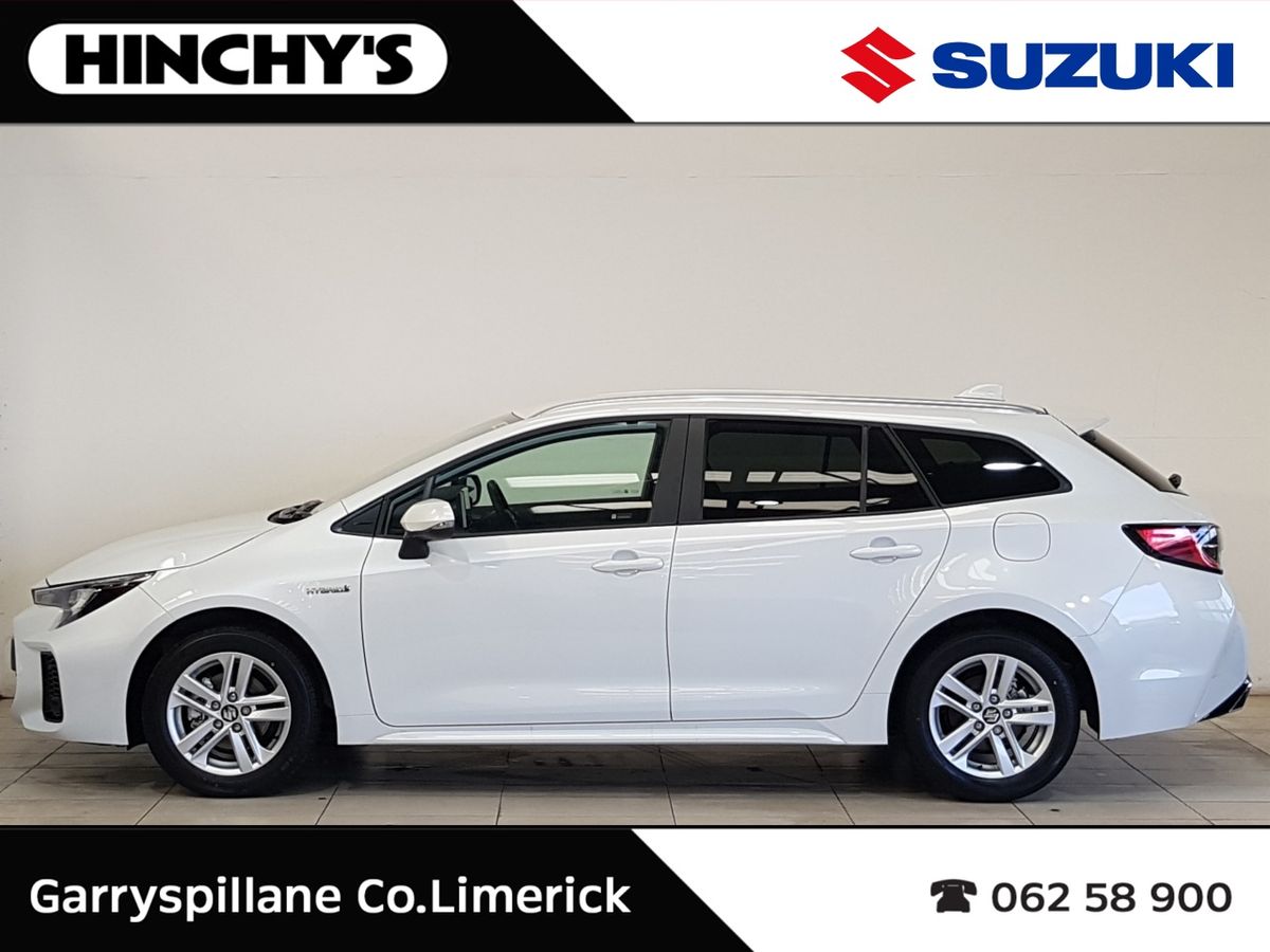 Suzuki Suzuki Swace252 Motion 1.8 HEV in Platinum Pearl White