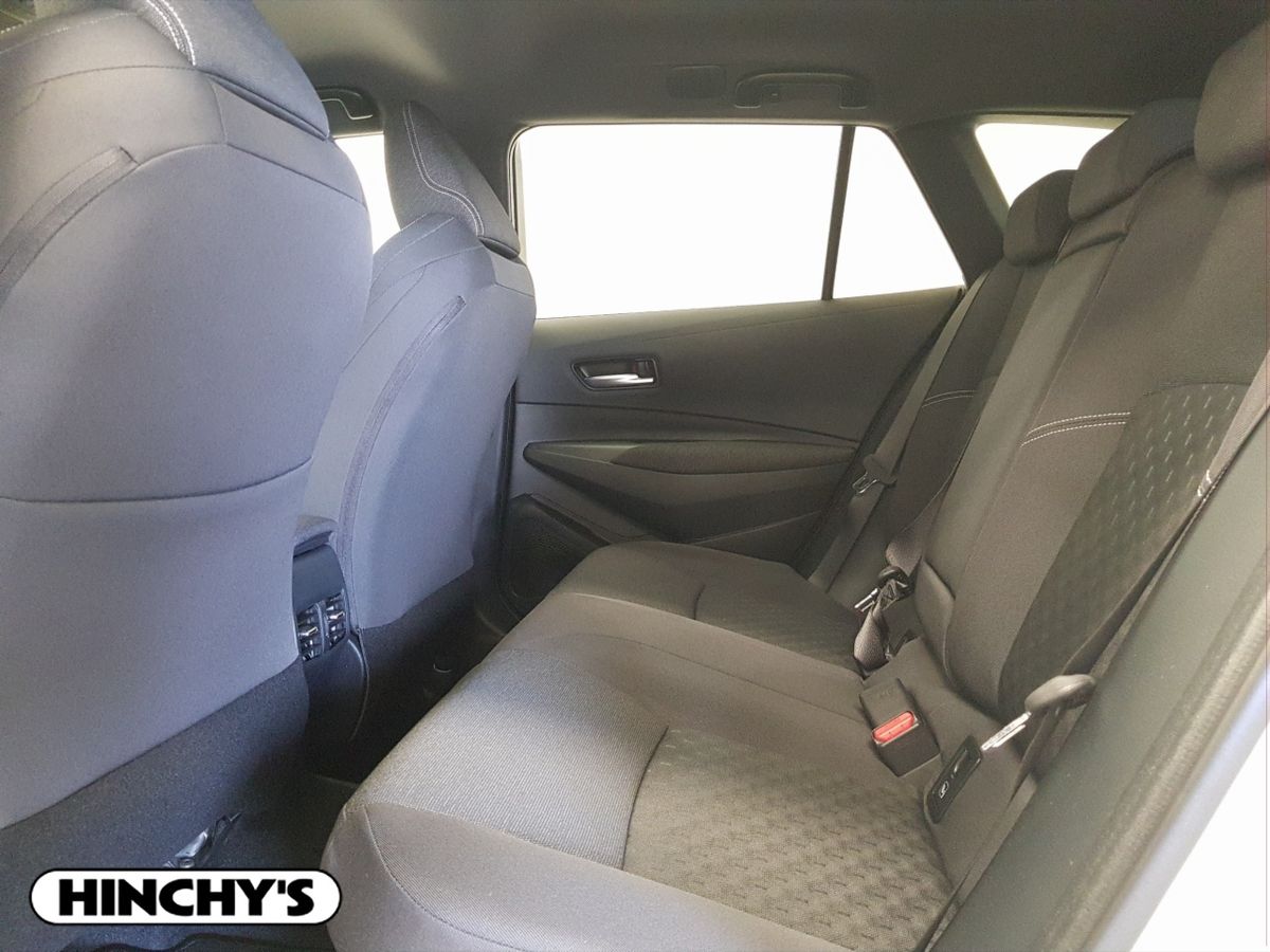 Suzuki Suzuki Swace252 Motion 1.8 HEV in Platinum Pearl White