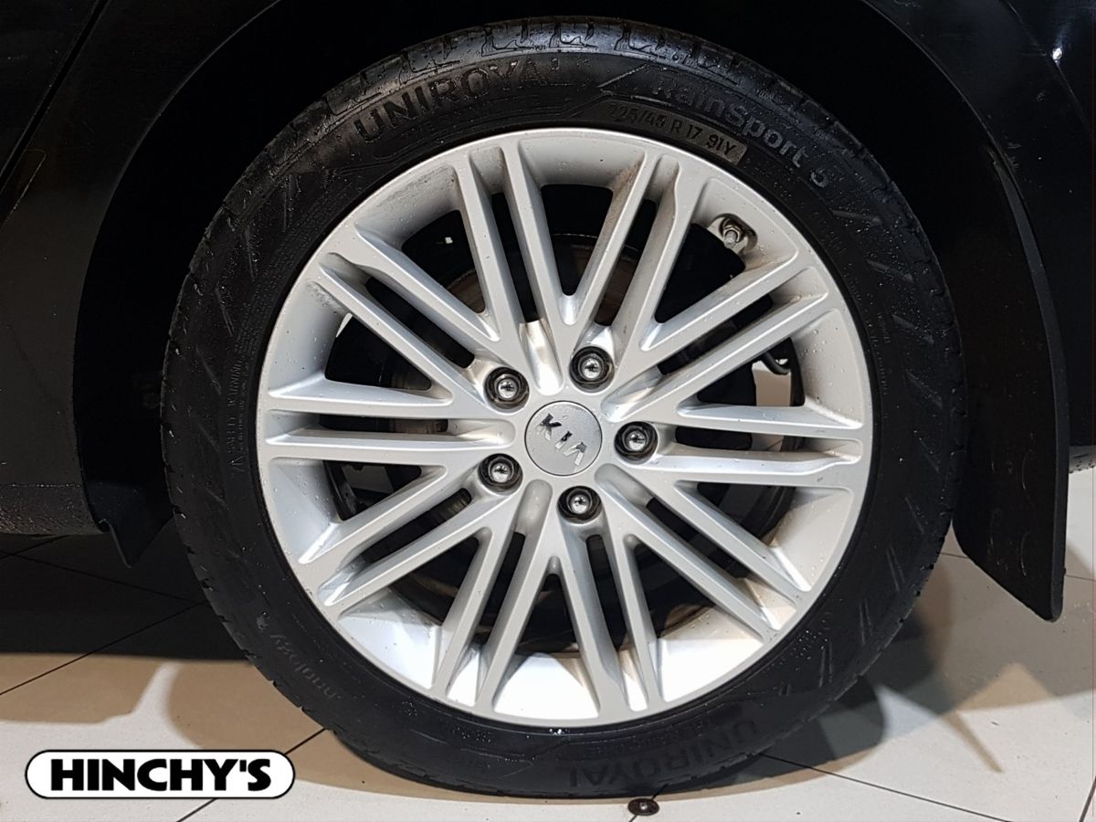 Kia Kia Carens182 1.7 EX