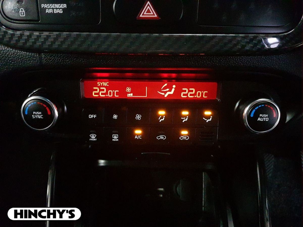 Kia Kia Carens182 1.7 EX