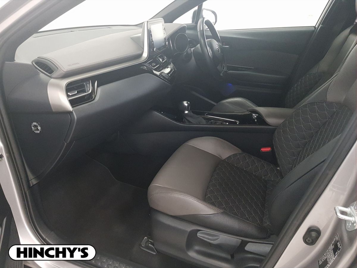 Toyota Toyota C-HR221 1.8 HYBRID SOL
