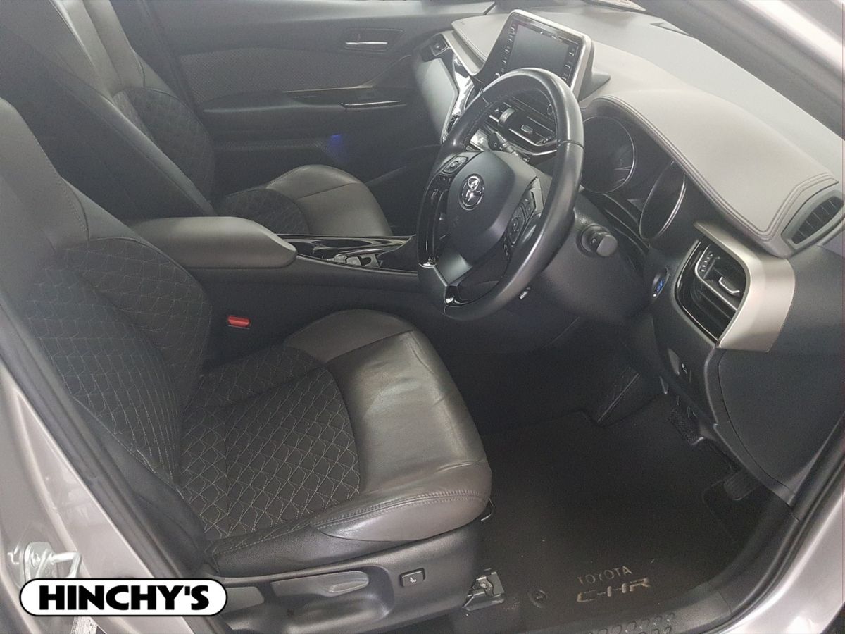 Toyota Toyota C-HR221 1.8 HYBRID SOL