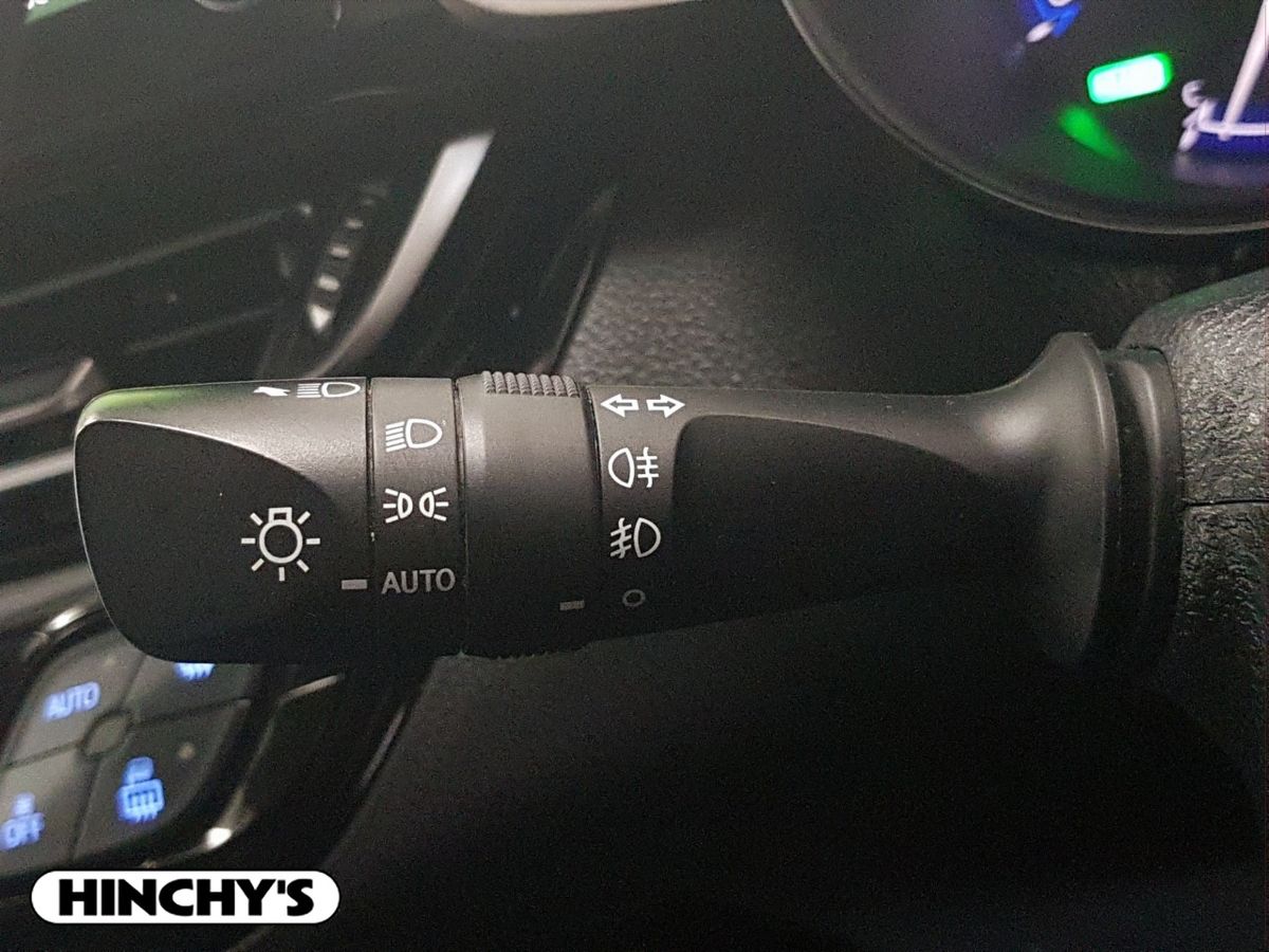 Toyota Toyota C-HR221 1.8 HYBRID SOL