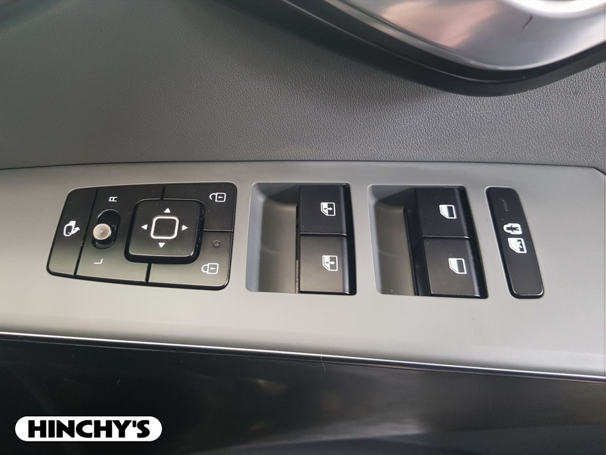 Kia Kia Niro241 Niro EV K4 Grey Cladding
