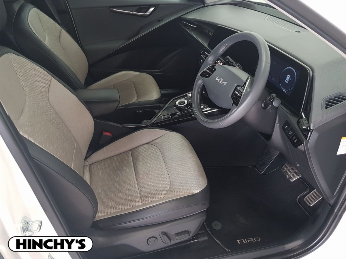 Kia Kia Niro231 Niro EV K4 Grey Cladding