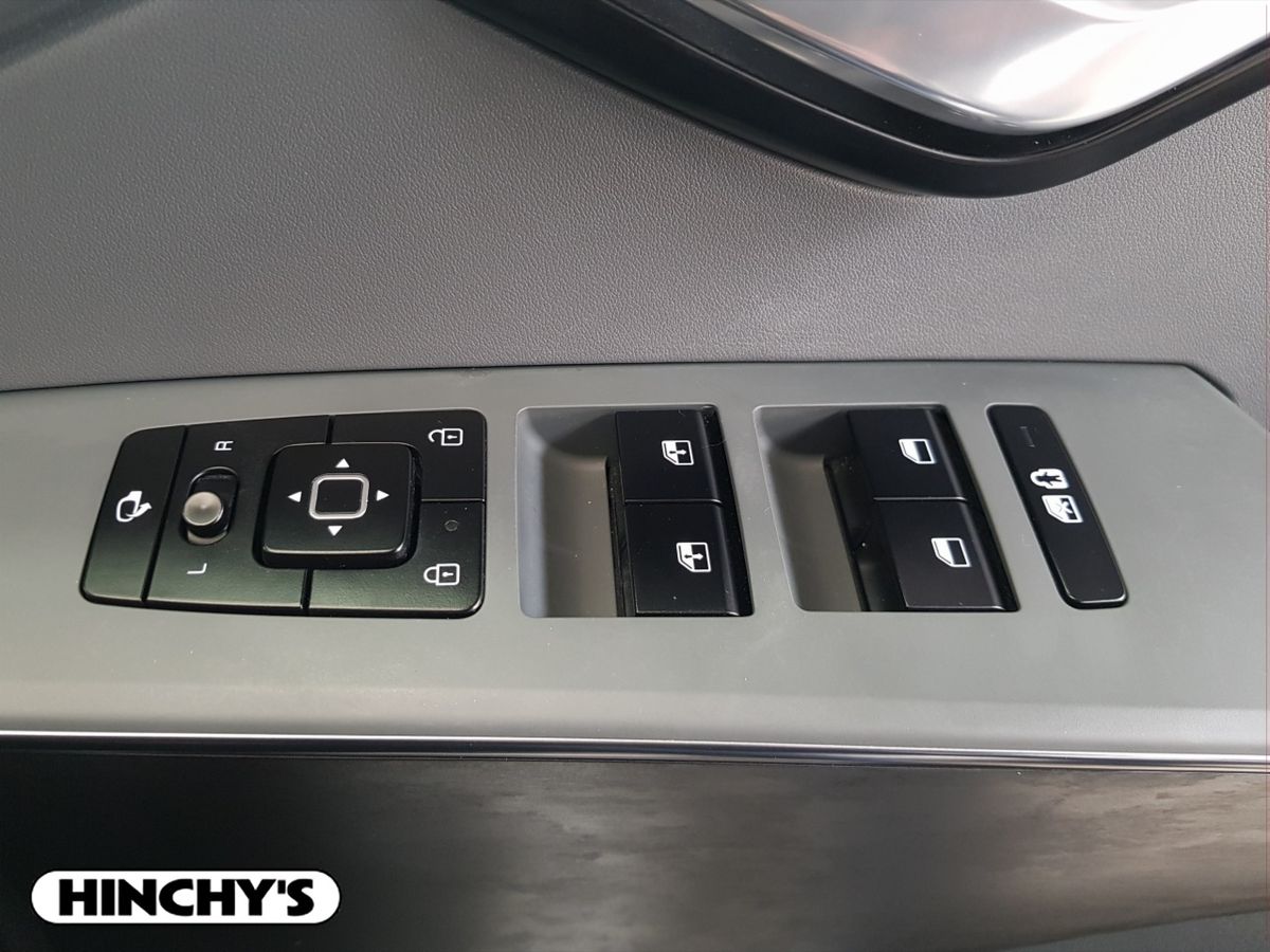 Kia Kia Niro231 Niro EV K4 Grey Cladding