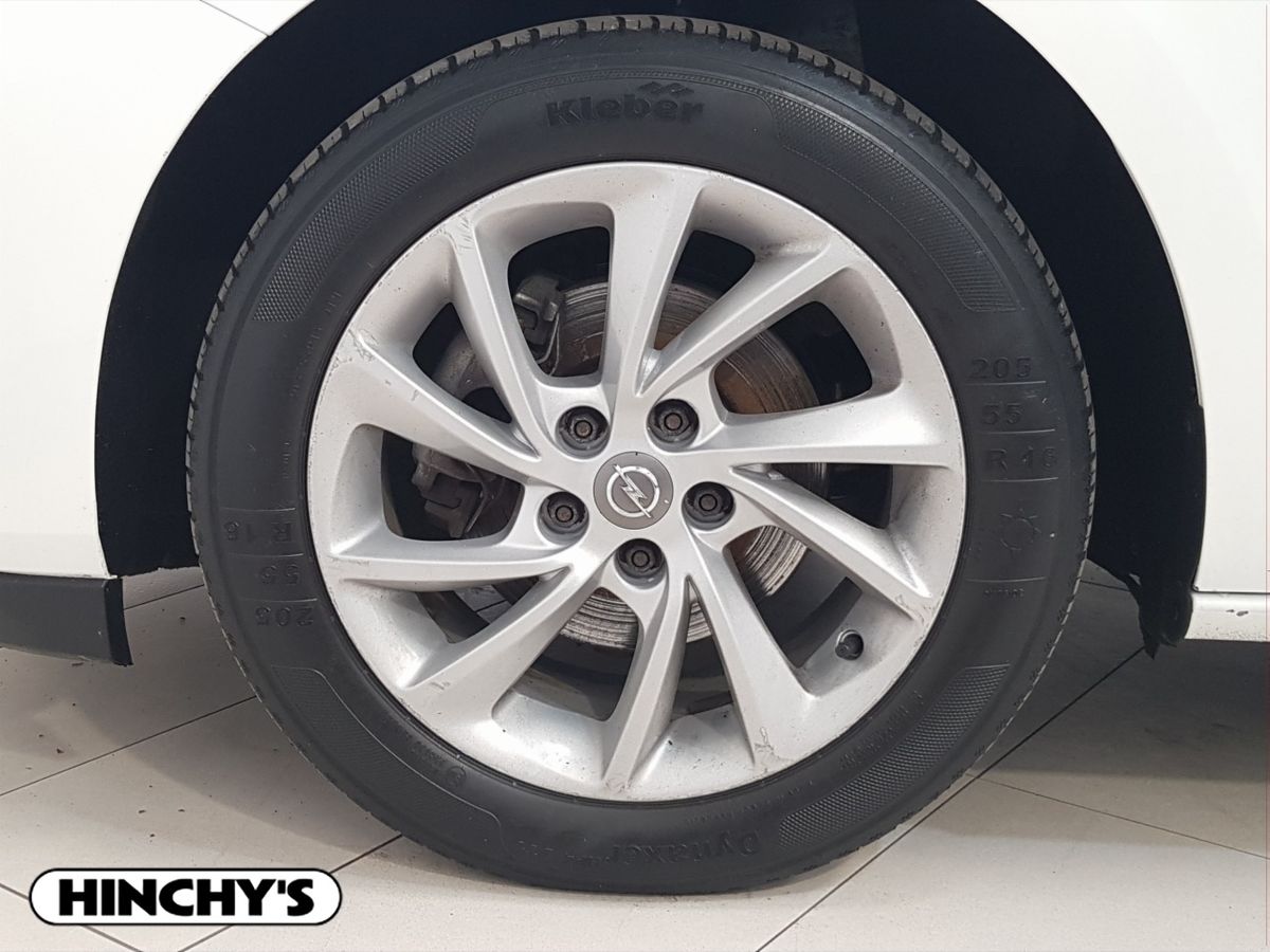 Opel Opel Astra221 SC 1.2 Turbo 110PS 6 Speed