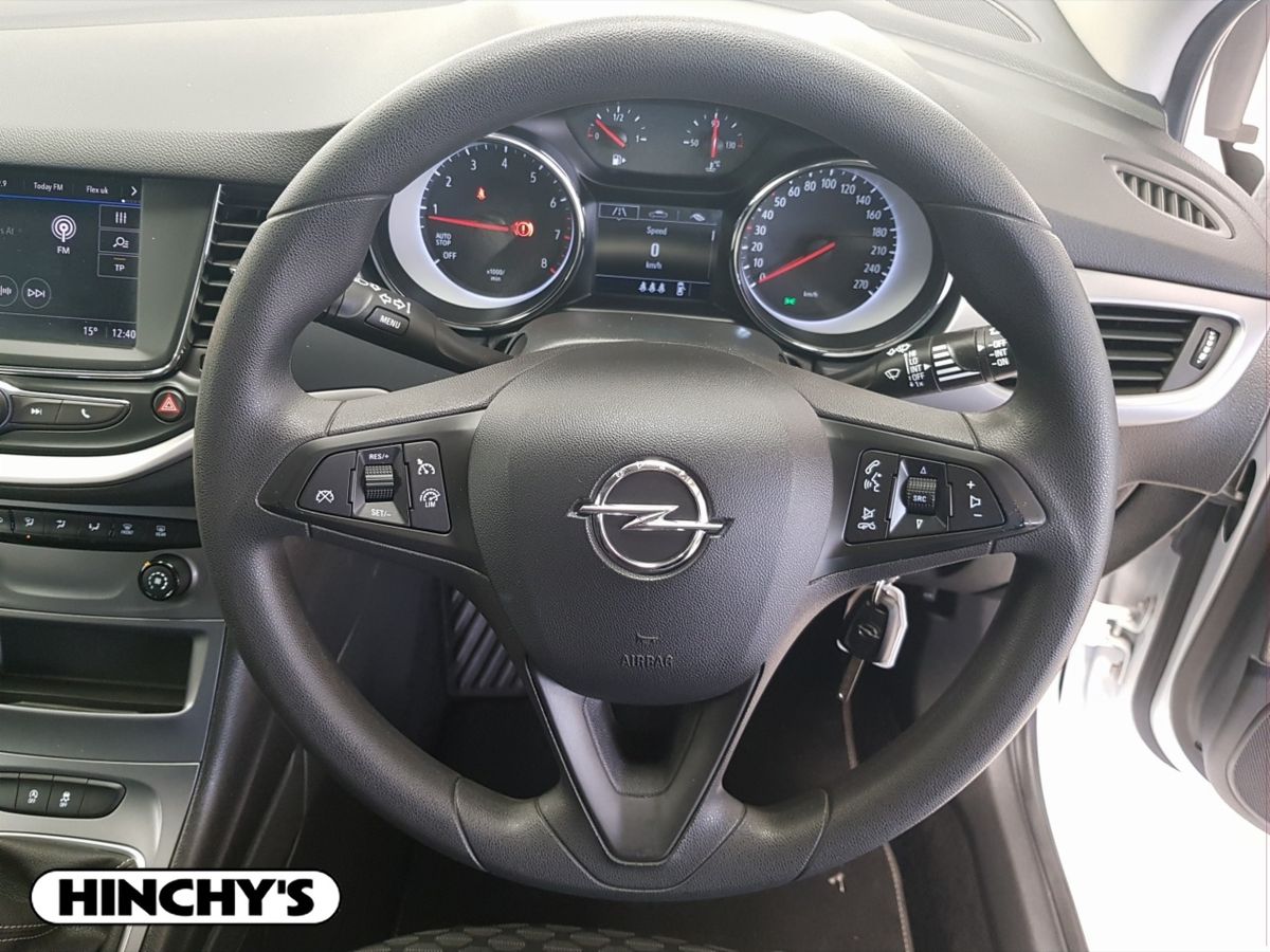 Opel Opel Astra221 SC 1.2 Turbo 110PS 6 Speed