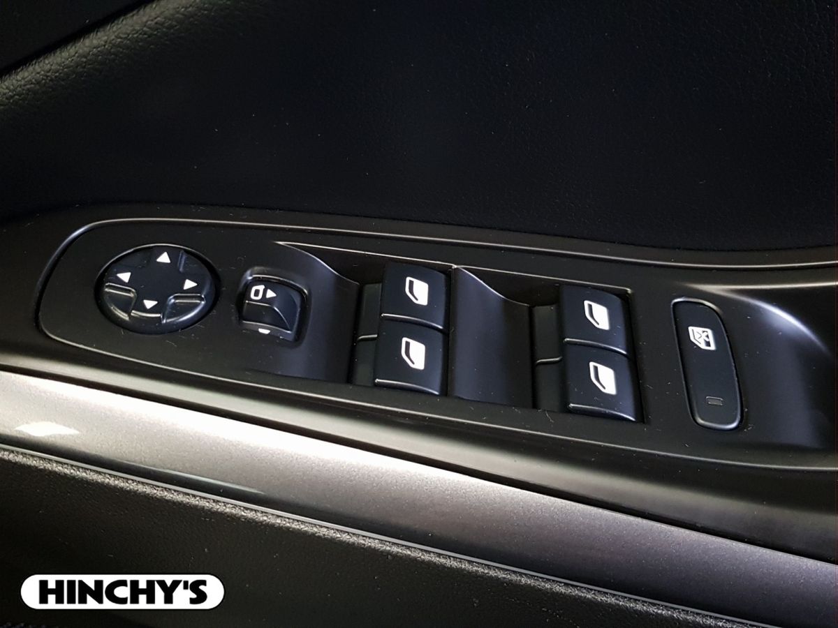 Opel Opel GRANDLAND X212 SRi 1.5 Turbo D 130PS 6 Speed