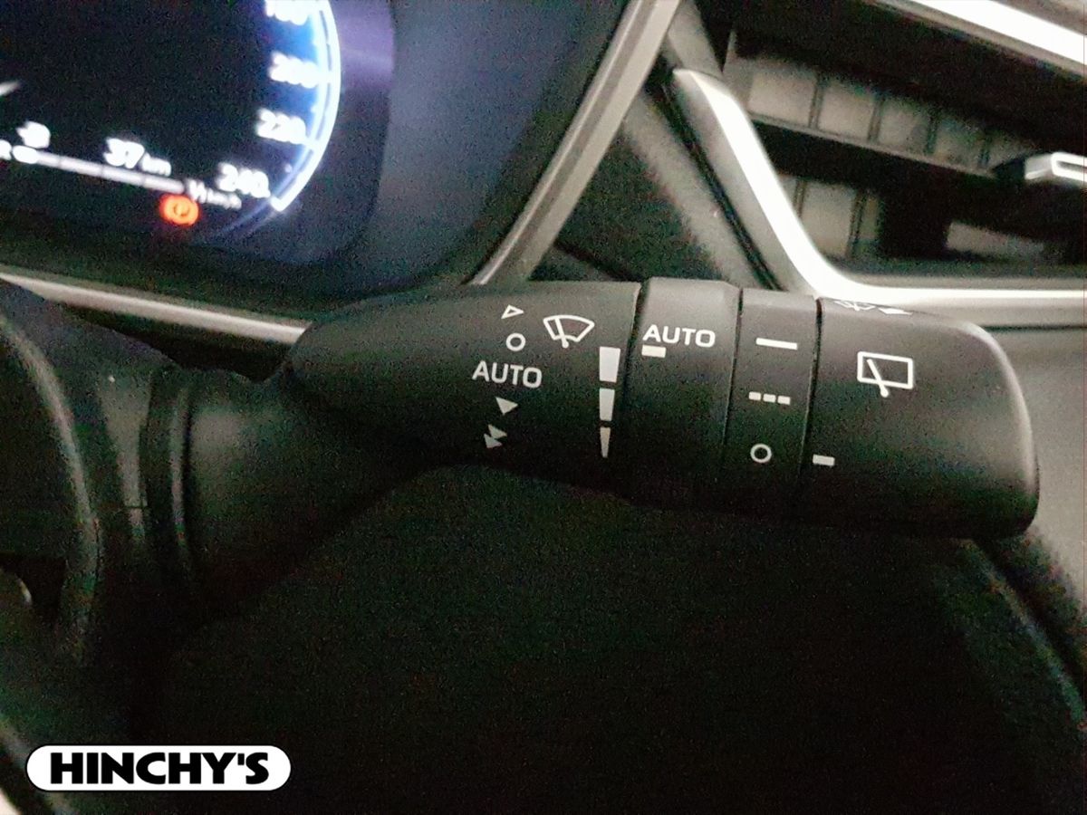 Toyota Toyota Corolla Cross232 SOL 1.8 HEV Auto